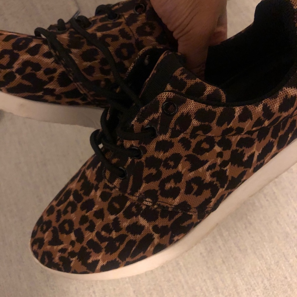 Gianni Bini Leopard sneakers